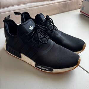 Adidas Men's Black Sneakers